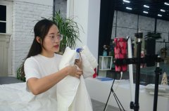 服務“夜”態(tài)，創(chuàng)造商機！英儂魏經(jīng)理如是說